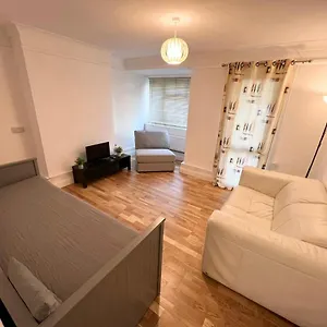 Aprt 10mins Walk From The Shard! Apartamento Londres